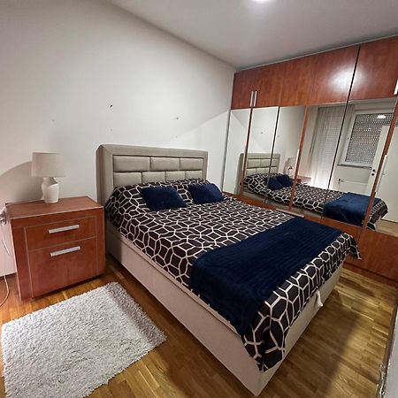 Sad Apartman Ni Exteriér fotografie
