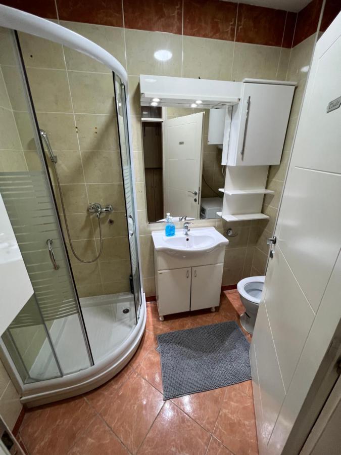 Sad Apartman Ni Exteriér fotografie