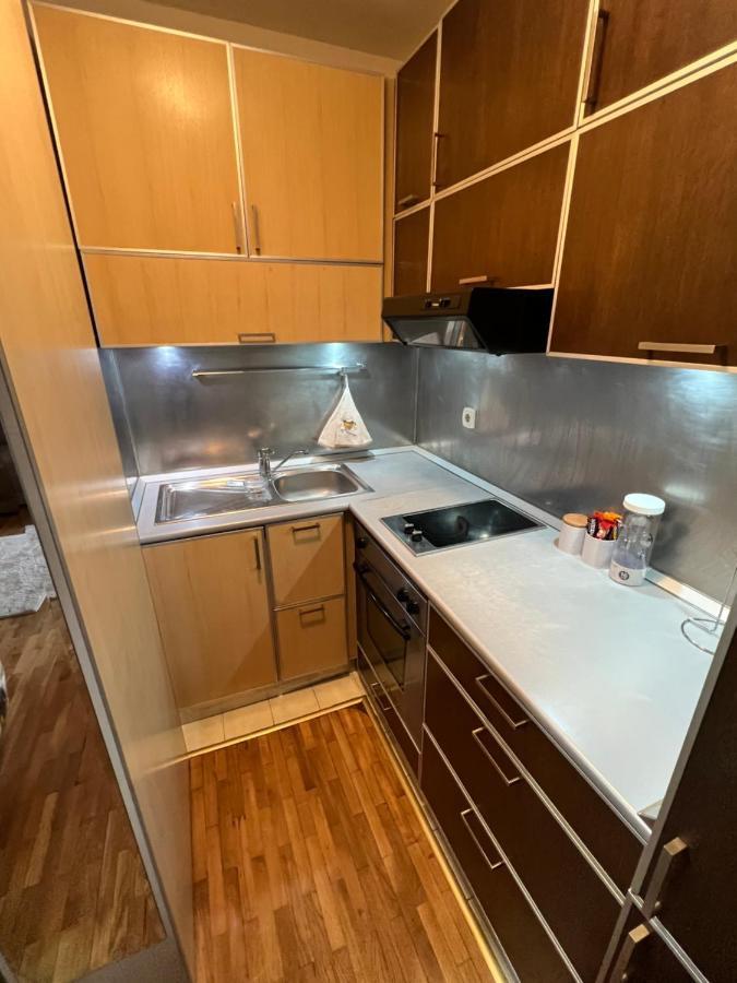 Sad Apartman Ni Exteriér fotografie